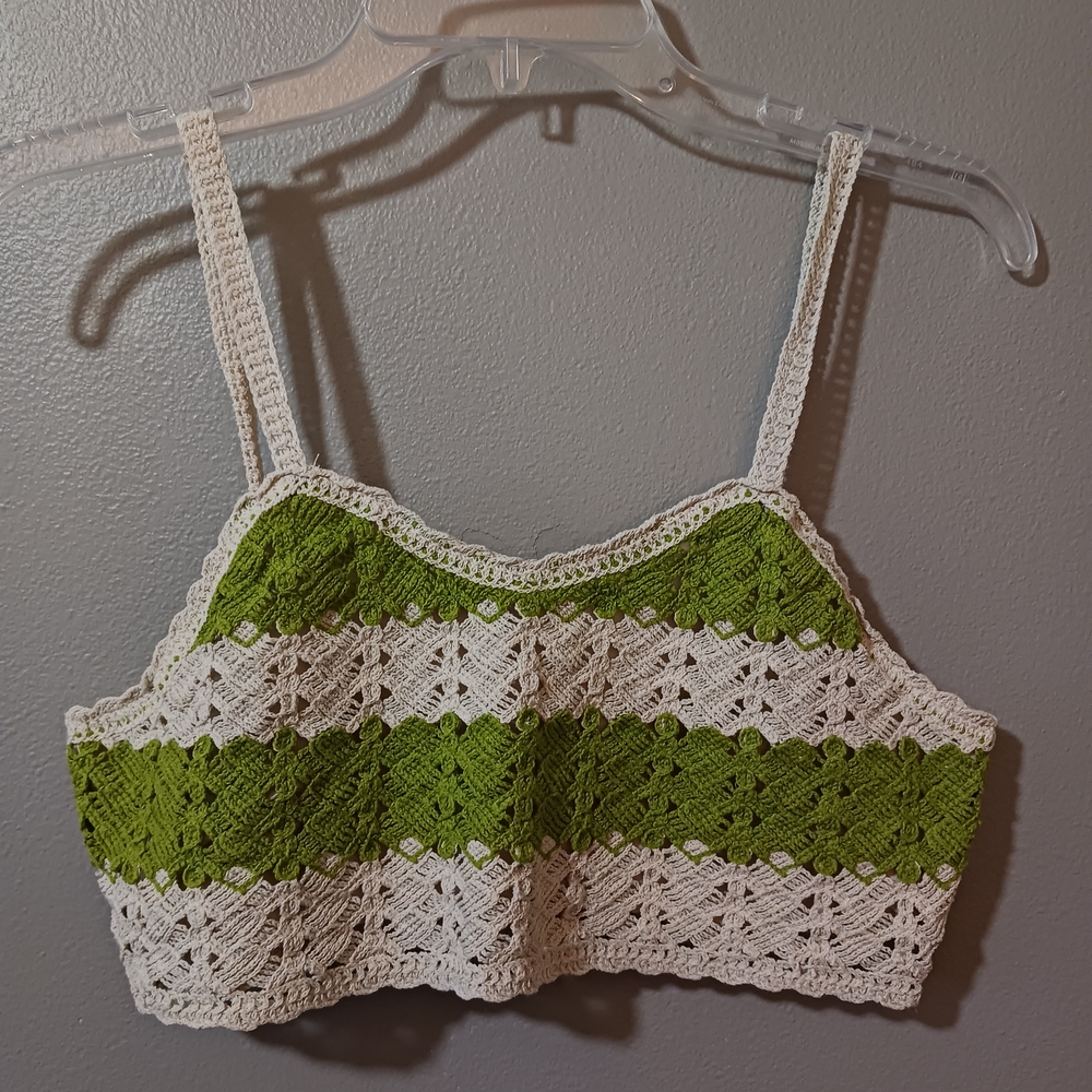 Rebellion Again Y2K Crochet Knit Cropped Tank Top Olive Cream Women's Size XS